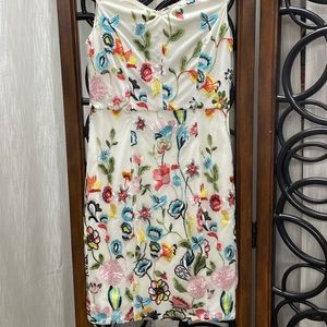 Nikibiki embroidered short dress size meduim…never worn but removed tags
